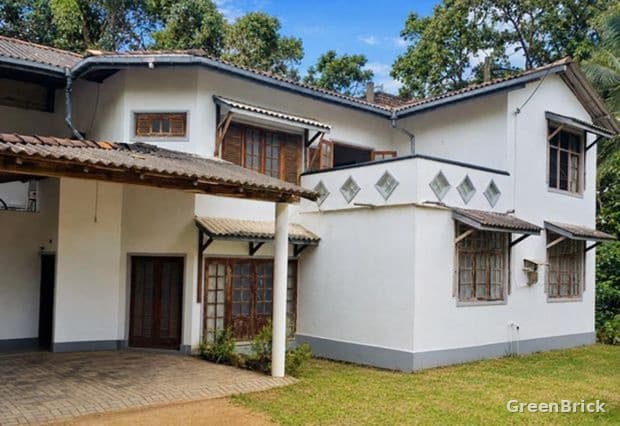 House in Kurunegala - Kurunegala