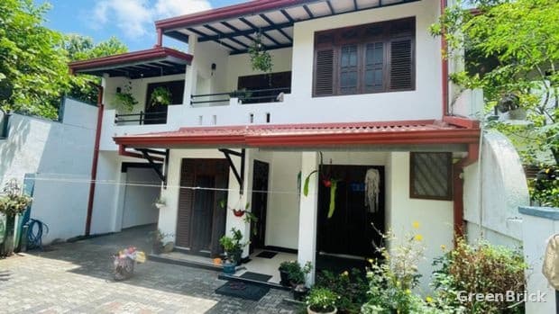 House in Kurunegala - Kurunegala