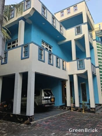 House in Kurunegala - Kurunegala