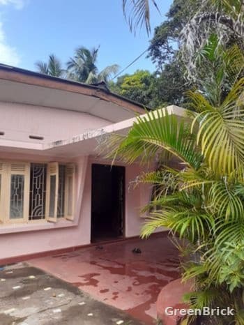 House in Batticaloa - Selvanayagam Road, Batticaloa