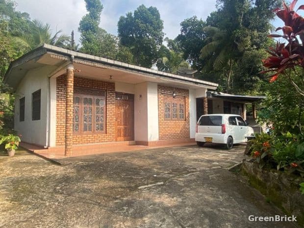 House in Badulla - Jalanala Mawatha, Pinarawa, Badulla