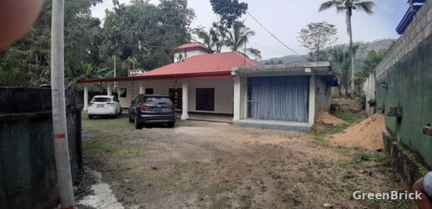 House in Badulla - Bandaranayaka Mawatha, Mahiyangana Road Junction, Badulla