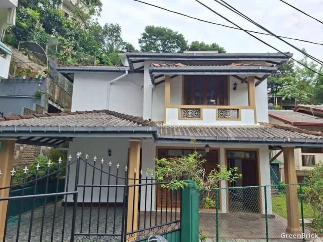 House in Kandy - Kandy