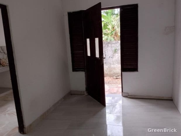 House in Gampaha - Nittambuwa, Gampaha