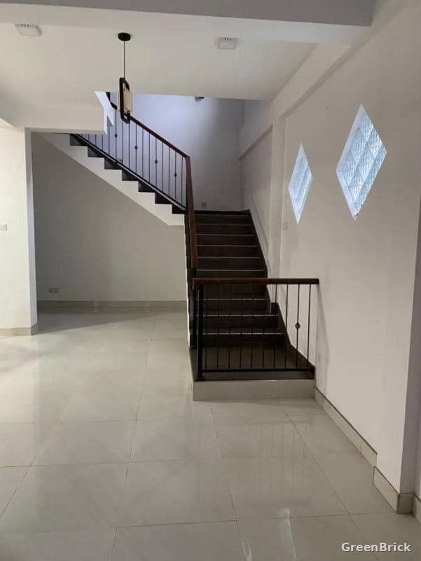 House in Gampaha - Gampaha, Gampaha